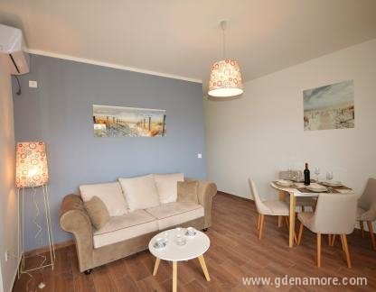 Apartments Novi -Villa Kumbor, , private accommodation in city Kumbor, Montenegro - DSC_0169